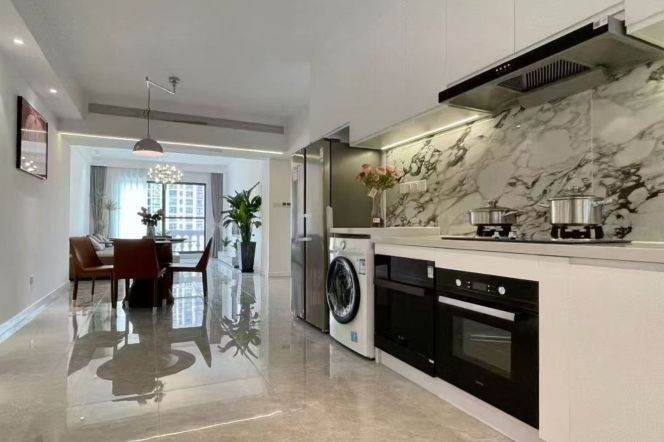 Jiashan/Jianguo rd 2brs/2lv/2bt apt with floor heating ; L9/12