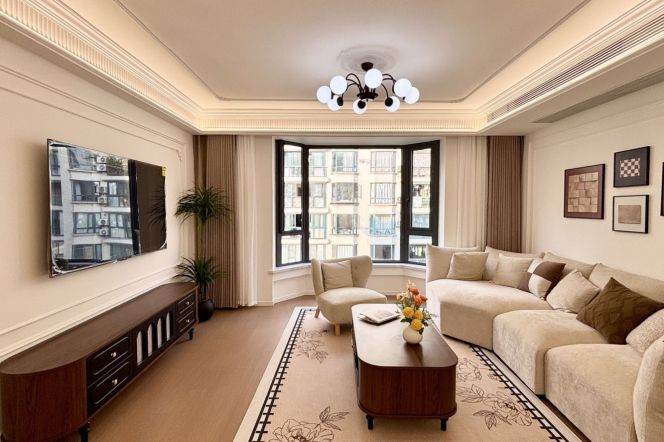 3Bdrs 2Bths Apt/Modern&Spacious /L3/4/9 Yishan Rd/Nice Compound/Xujiahui CBD