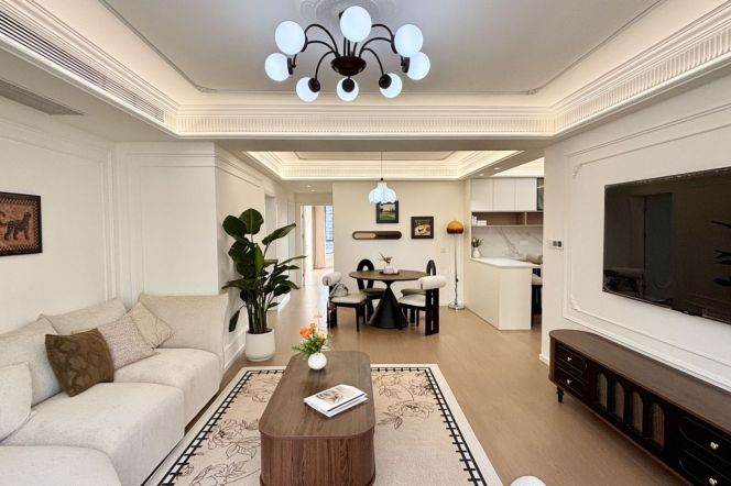 3Bdrs 2Bths Apt/Modern&Spacious /L3/4/9 Yishan Rd/Nice Compound/Xujiahui CBD