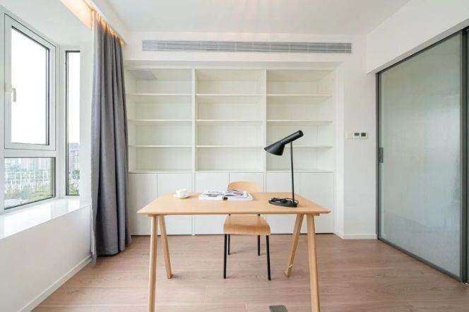 Gubei golden street Luxury 3-Bedroom Apartment with Premium Living Facilities