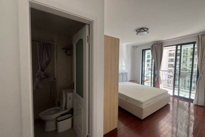 Nice compound 3Brs/2Lrs/2Bts apt nr Zhongtan rd,M3/4