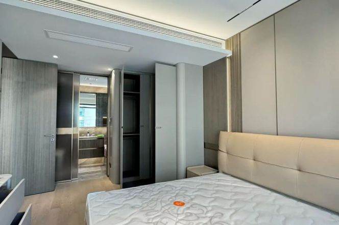 3Bdrs 3Baths /Spacious&Bright /Line2/12/13 West Nanjing Rd/Elevator/165sqm