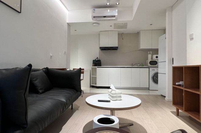 Elevator 1BR – Shanghai Normal University – Only 6 minutes to Line 1/12 – Caobao Road