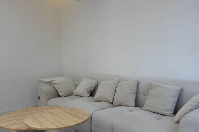 1Bdr 1Bath /Spacious&Bright /Line4/10 Yuyuan Garden /Elevator/People’s square