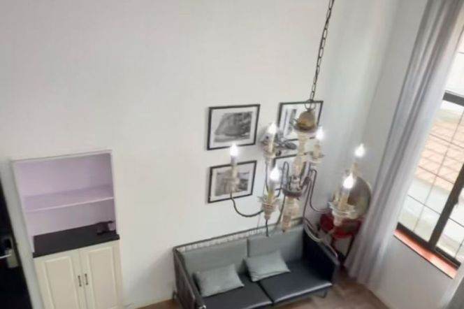 Cozy spacious 2 brs 1 Lr lanehouse near IAPM 
