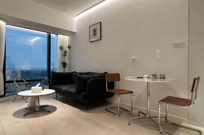 Elevator 1BR – Shanghai Normal University – Only 6 minutes to Line 1/12 – Caobao Road