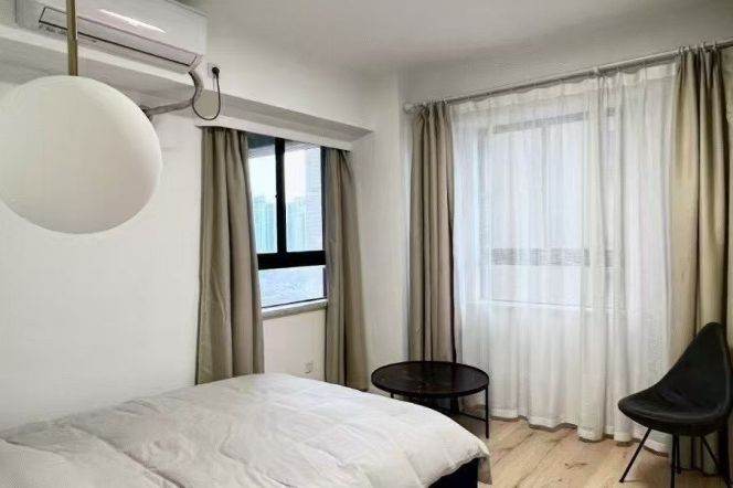 South Maoming/Yongjia rd floor heating 2bedrooms apt wt balcony; L1/10/12
