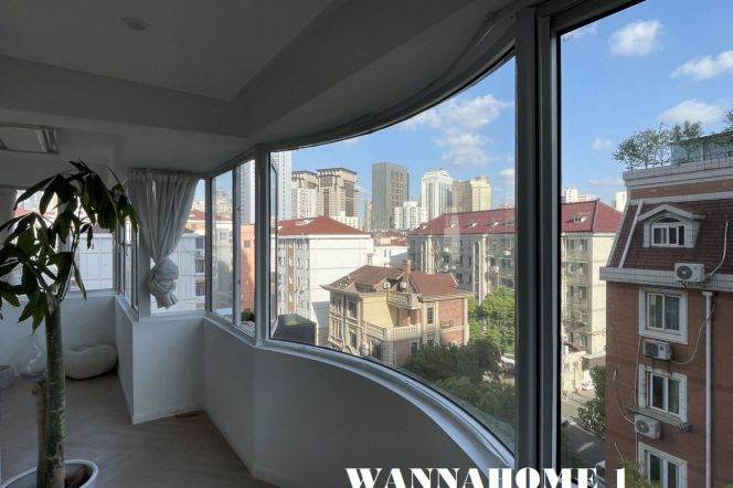 Spacious&Bright 3Bdrs 2Baths Apt+Green Compound+L2/11 Jiang Su Rd/Large Balconies