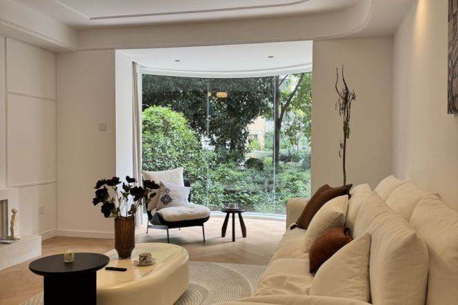 Greeny 3BR-2bathr Apt | Zhongshan Park & Good view | Balcony +Heating+Compound