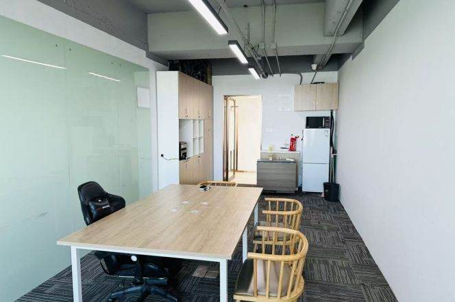 Share Office - Yuqiao Pudong Line 11 & 18