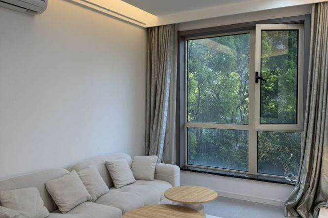 1Bdr 1Bath /Spacious&Bright /Line4/10 Yuyuan Garden /Elevator/People’s square