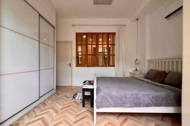South 1Br w. Terrace Jiangsu Road Station