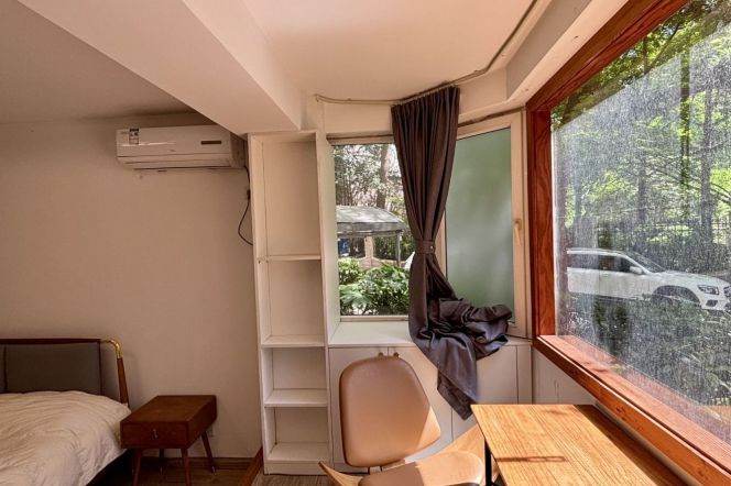 2Bdrs 1Bth Apt/L3/4/9 Yishan Rd/Nice Compound/Modern&Spacious&Bright/storage room