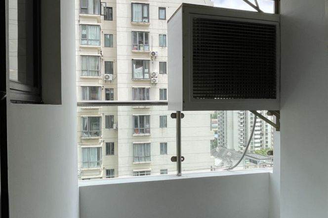 Modern&Spacious&Bright 1Bdr 1Bath Apt+Taikoo Hui+Nice View&Top Compound
