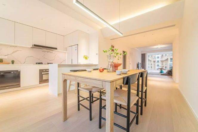 modern 3brs floor heating modern furniture near line 2 and Su zhou river 