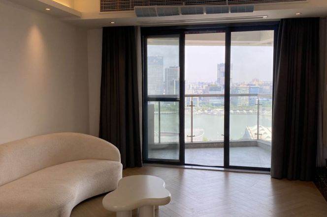 Modern 3brs with floor heating and river view beautiful Huang pu river