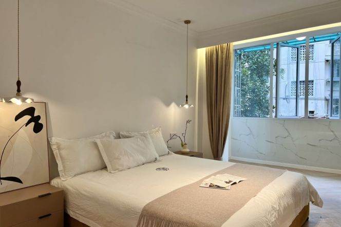 Beautiful one bedroom Apt with central AC+oven 2mins to L2/11Jiangsu Rd