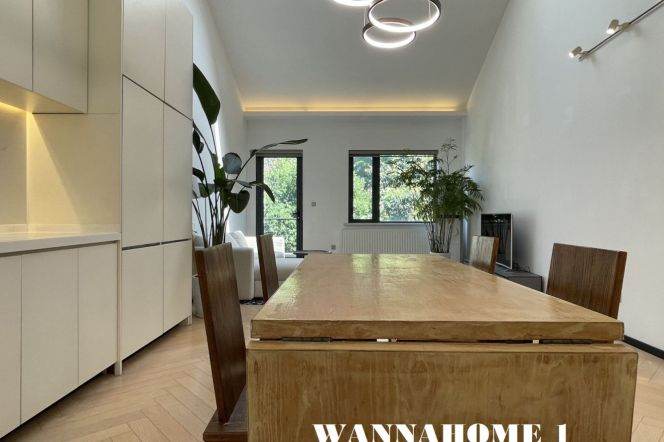 Spacious&Modern 3+1Bdrs 2Baths Apt+3F Walk Up+L10/11 Jiaotong University+2 Large Open Balconies