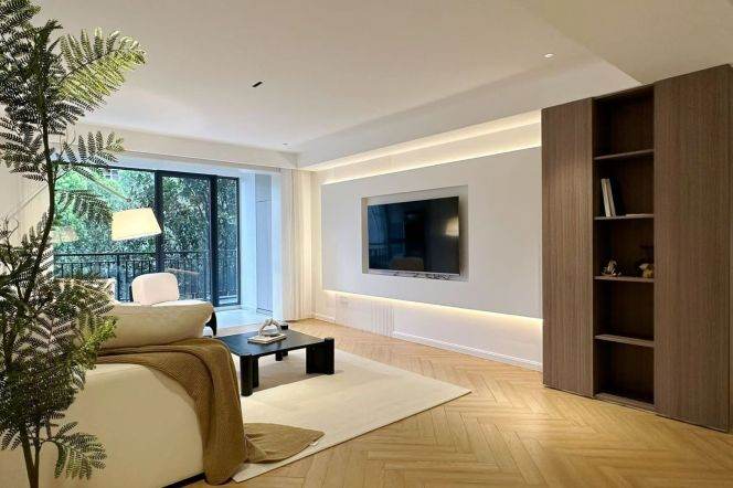 zhongtan rd elevator 2BR/2baths/big terrace@L3/4