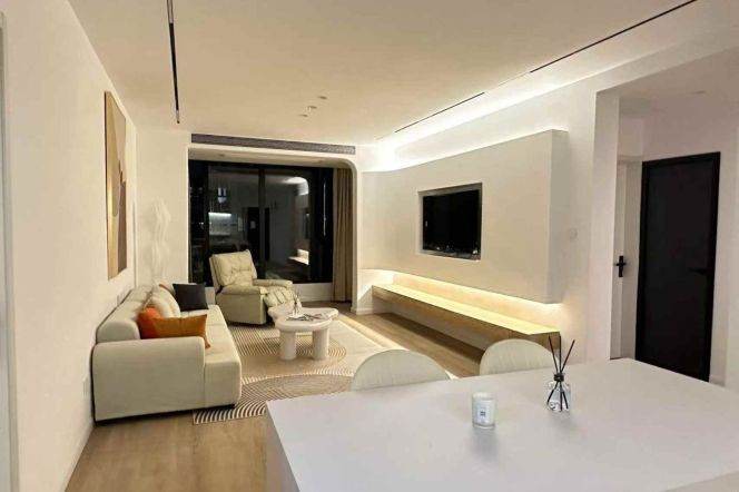 Nice compound/Spacious 3br 2lr/140 sqm/Nice deco&location,Wuning rd@L13/14