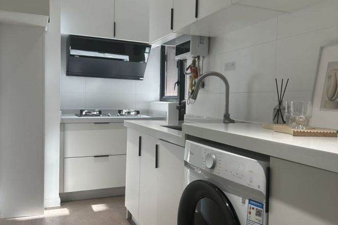 Hanzhong rd elevator 2BR apartment