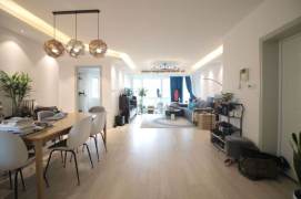 modern 4brs floor heating modern furniture beside IAPM line 1,10,12 only 37K