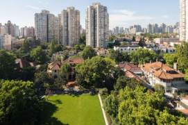 Well-lit 4BR2BA High Rise Apt w/Balcony next to Jiaotong Uni Station