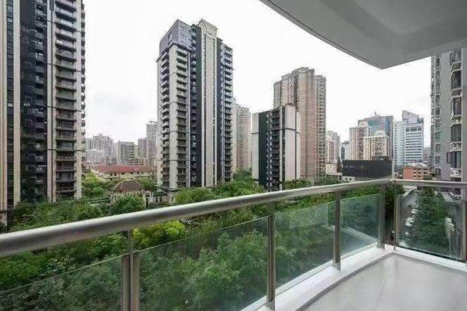  Premium Xujiahui Compound | Spacious 5BR with Balcony