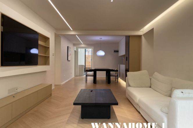 Large Terrace+Spacious 3Bdrs 2Baths Apt+Greenery View+L13/14 Wu Ning Rd Metro+Green Compound