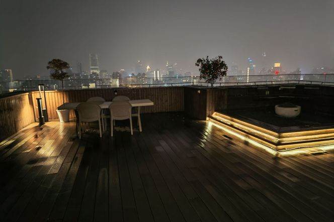 modern 4brs penhouse big terrace floor heating nice view beside Huang pu river 