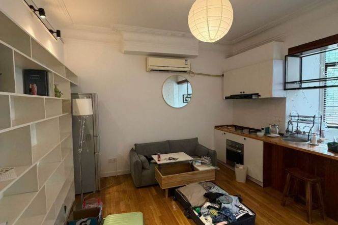Cozy 1br with Balcony @iapm,Line 1/10/12 South Shanxi Road St.