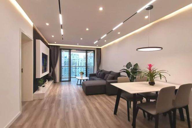 2 Brs, 2 Baths, Open Balcony/Floor heating/Dish washer, 120 sqm @ Changping metro L7