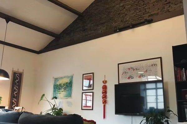Bright 1Br Lane House w. Heating @Changle/Shaanxi Rd