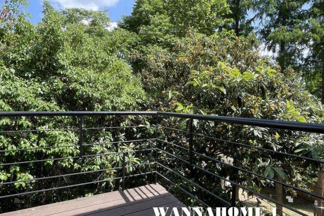 Spacious&Modern 3+1Bdrs 2Baths Apt+3F Walk Up+L10/11 Jiaotong University+2 Large Open Balconies