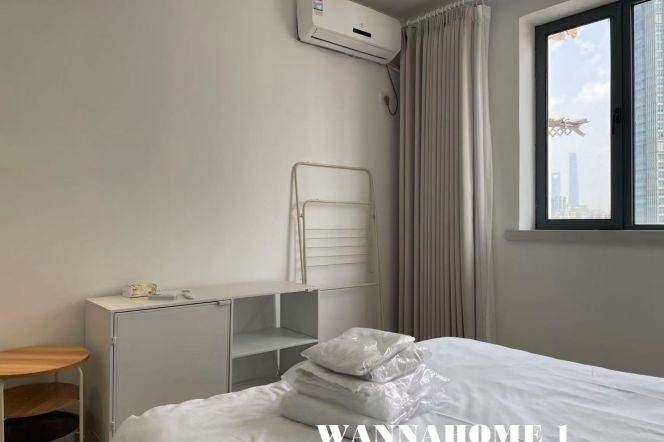 Modern&Bright&Spacious 1Bdr 1Bath Apt+Good View+W Nanjing Rd CBD+Han Zhong Rd Metro