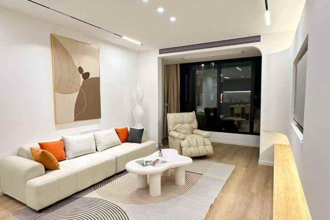 Nice compound/Spacious 3br 2lr/140 sqm/Nice deco&location,Wuning rd@L13/14