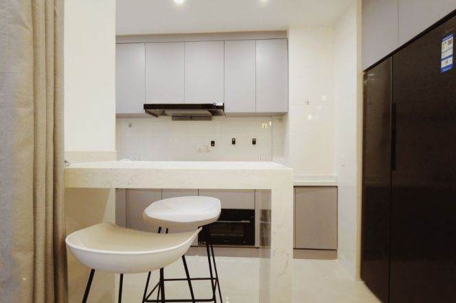 modern 3brs floor heating modern furniture near century park line 9 only 22K 