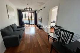 Nice 2BR 2bath APT Wall heating 15k nr IAPM Shanxi(s) Rd 