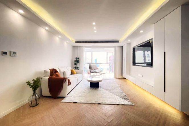 Stunning 3br high-rise nr Jing'an Temple   Line 2/11/14   