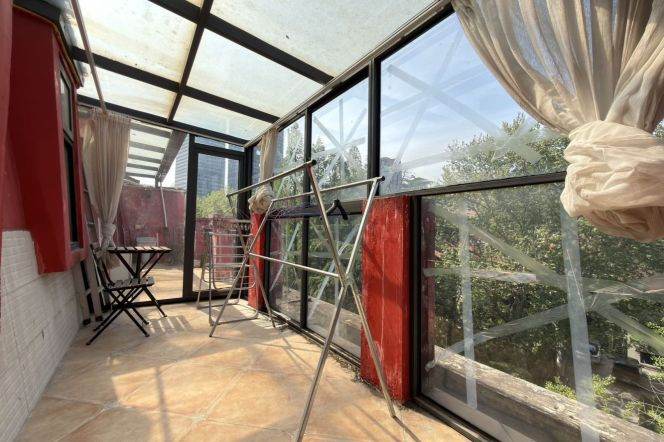 2 Brs, 2 Baths, Terrace/Wall heating/Oven/Dish washer, 110 sqm @ South Shaaxi metro L1,12&10