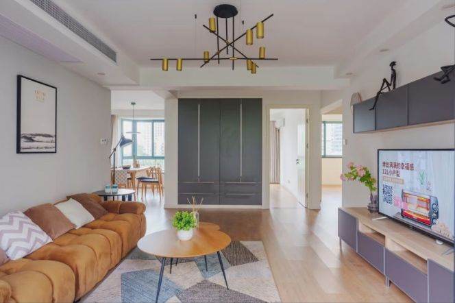 3 Brs, 2 Baths, Open Balcony/Floor heating/Dish washer, 140 sqm @ Wuning metro L13