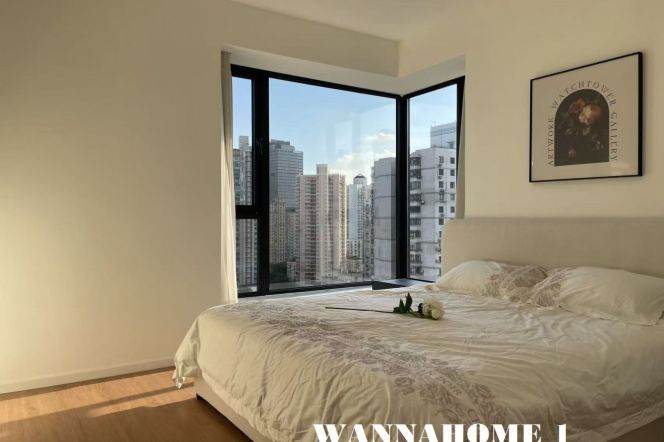 Stunning View+Large  Balcony+Spacious&Bright 3Bdrs 2Baths Apt+L7Chang Ping Rd+Top Compound