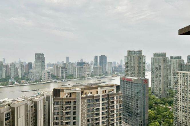 Modern 2brs with floor heating and river view in Lujiazui
