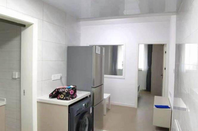 hongqiao rd station one bedroom