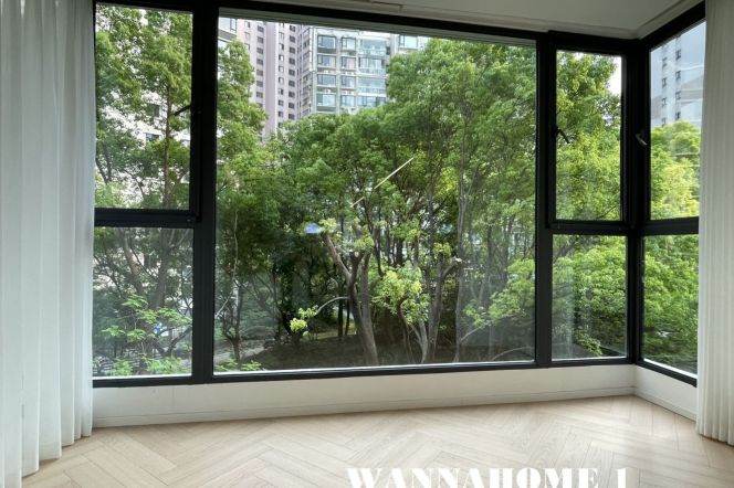 Large Terrace+Spacious 3Bdrs 2Baths Apt+Greenery View+L13/14 Wu Ning Rd Metro+Green Compound