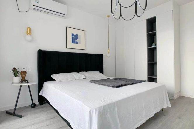hongqiao rd station two bedrooms