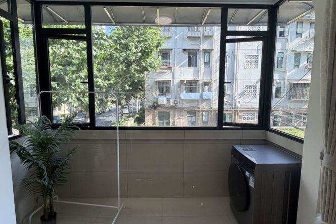 zhenping rd 1BR/big living room@L3/4/7
