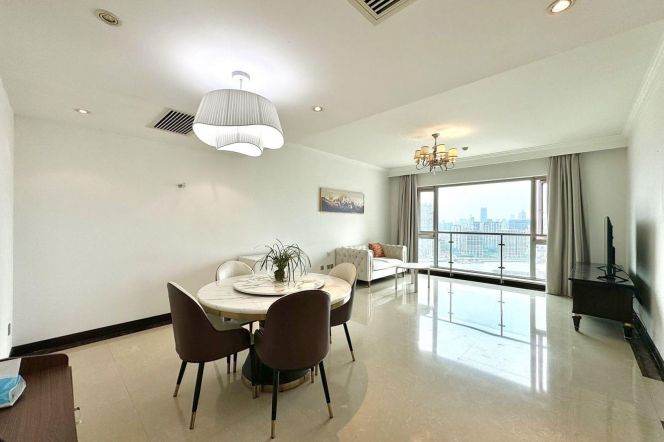 Modern 2brs with floor heating and river view in Lujiazui