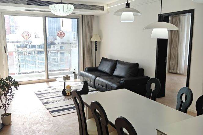 Stunning High-floor Bright 3-Bedroom Apartment | Putuo District