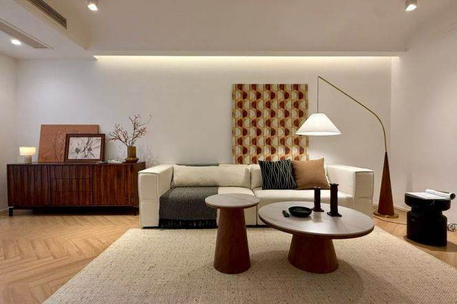 3 Brs, 2 Baths with Terrace/Floor heating/Dish washer, 150 sqm @ Shanghai Stadium L4